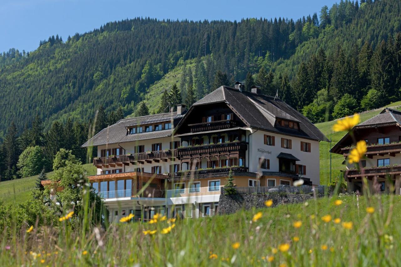 Hotel Nagglerhof Am Weissensee Exterior photo